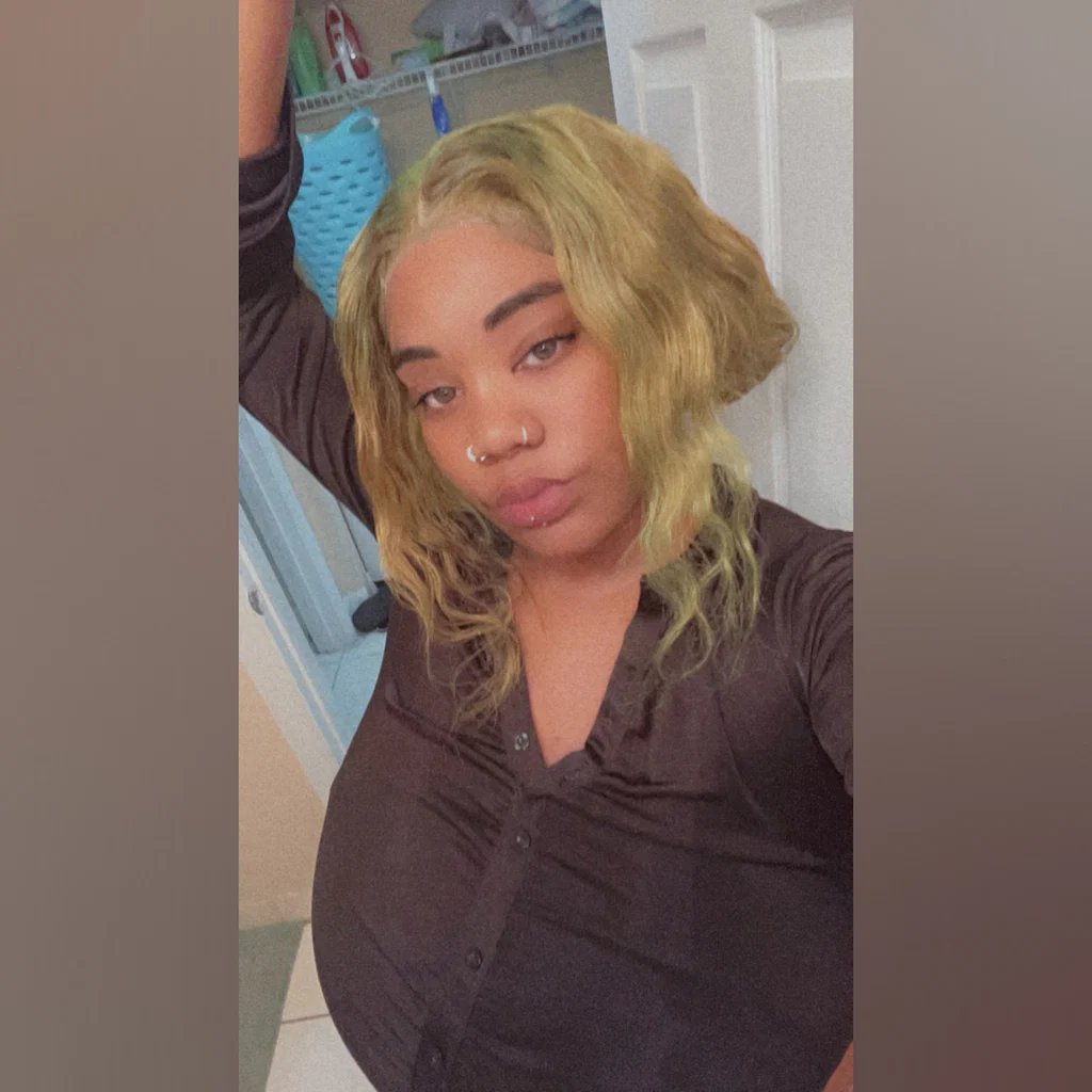 FOREIGN FANTASY 🤤😋💦's avatar