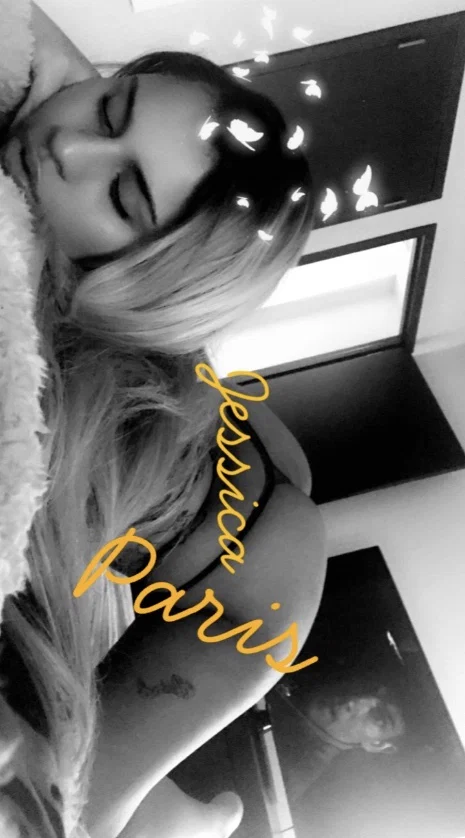 JessicaParizs profile banner