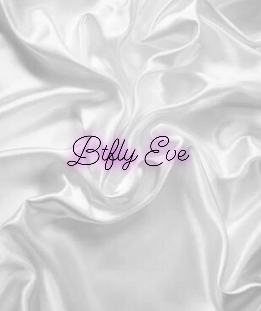 EveBtfly profile banner