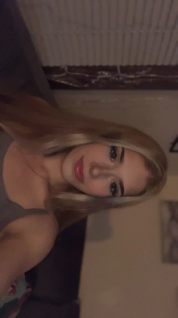 short n sweet Sav 🍬