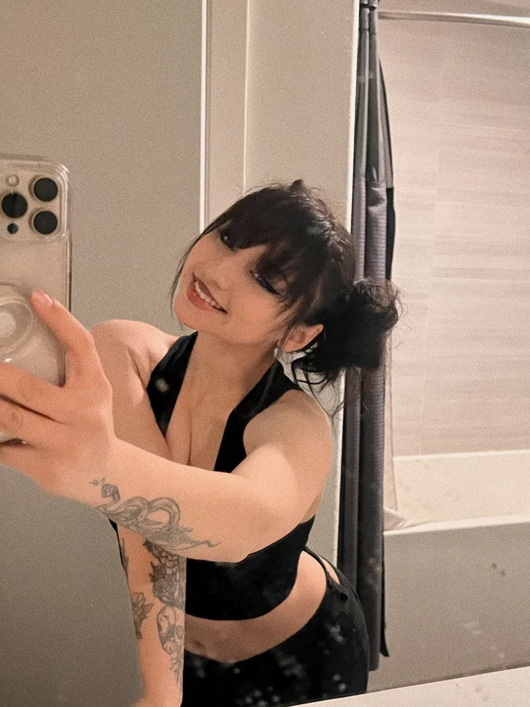 Jade⚔️🍑's avatar