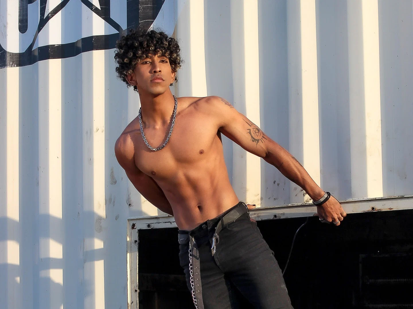 Eliangel Ulloa profile banner