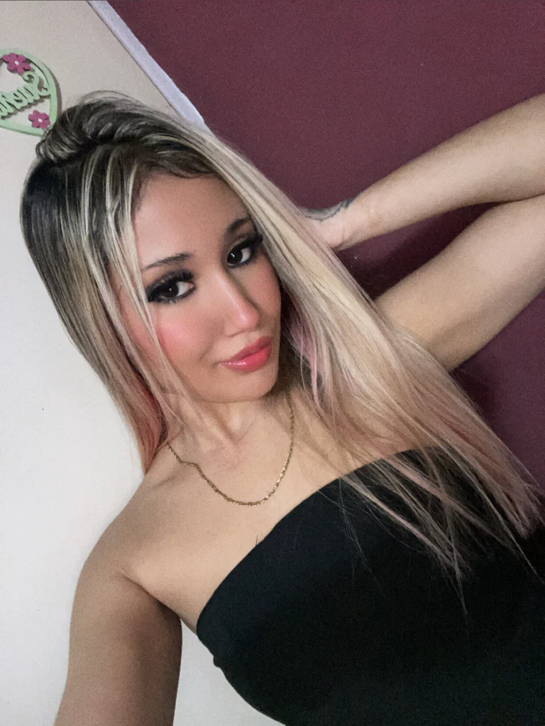Stefania Mel 🍒's avatar