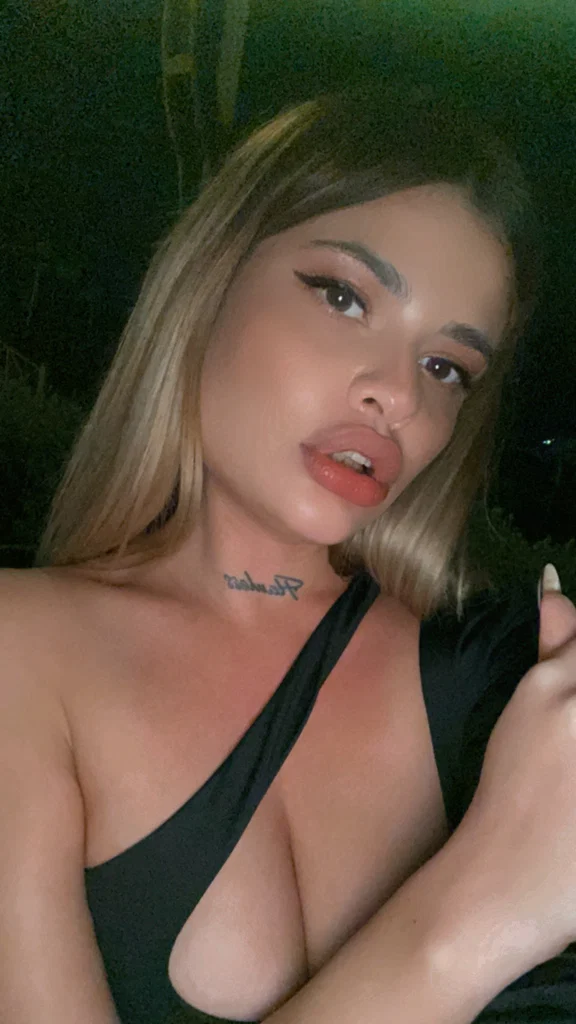 Alice 🍑's avatar