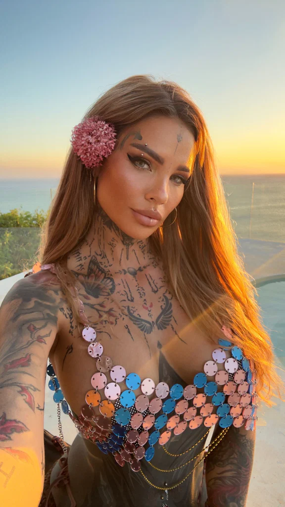 Oksana's avatar