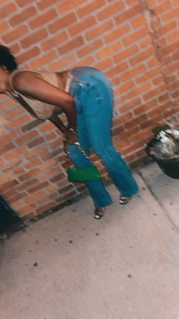 The Provocative Selfie's avatar