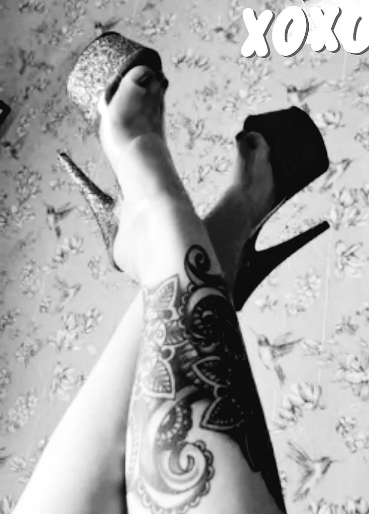 Exquisitely toed