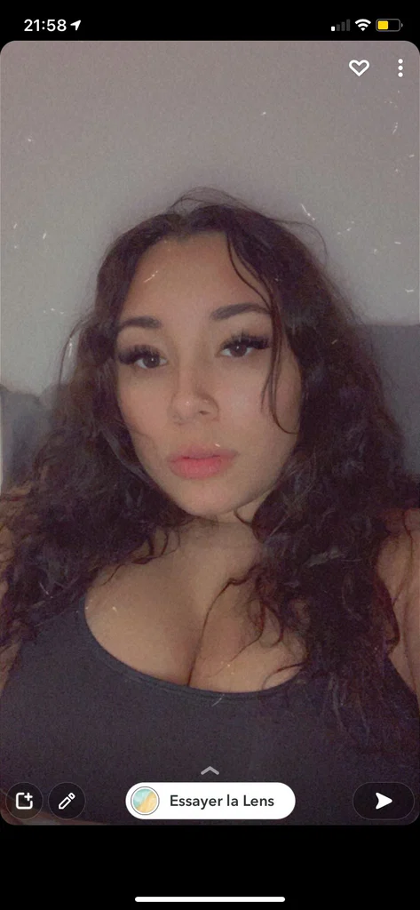 🦋✨YOURFAVORITA's avatar