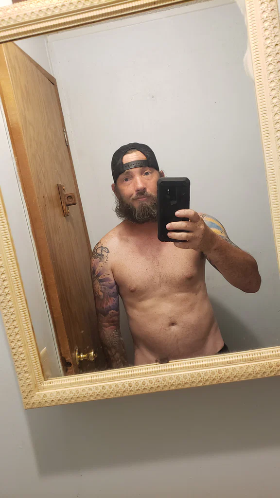 ARMYGUYHUNG😜🤪🔥's avatar