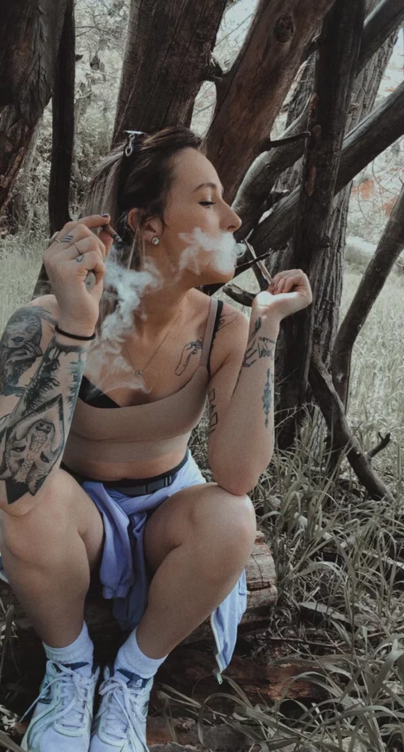 Madi Noe profile banner