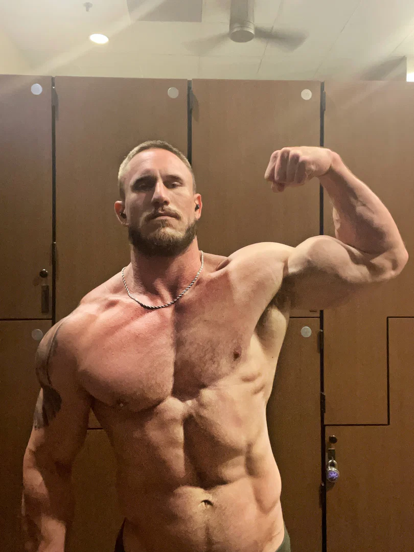 Muscle Texan profile banner
