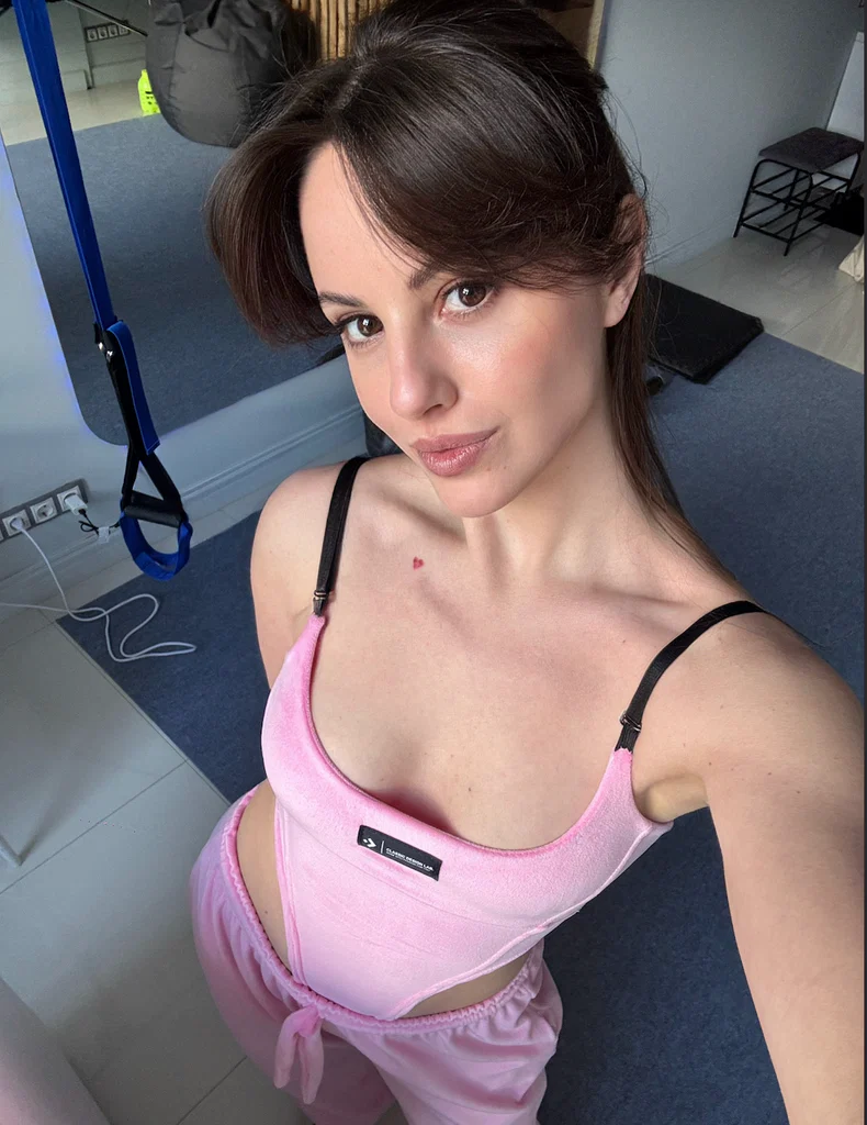 Mia's avatar