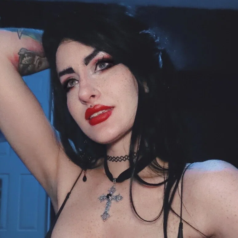 Hillary (Pokket)'s avatar