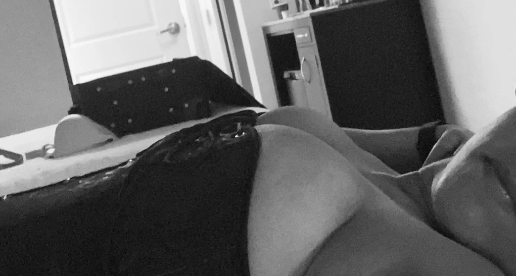 Mistress Elle profile banner