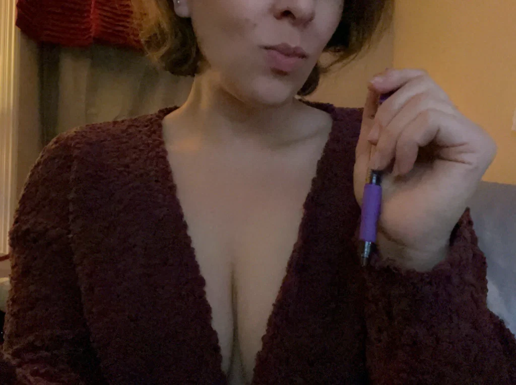 Trixxxie R's avatar