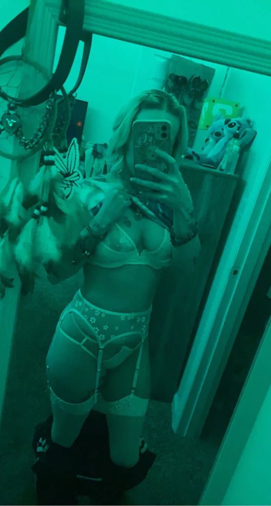 Goddess Nova's avatar