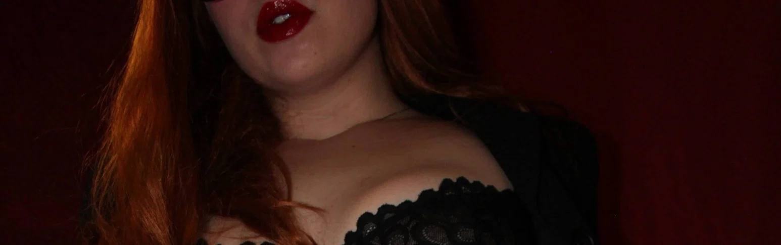 Sarah Bellum profile banner