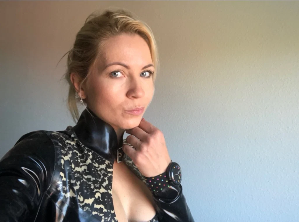 Jenni_Czech's avatar
