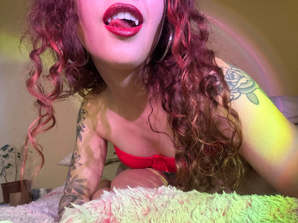 Frikitona🍒's avatar
