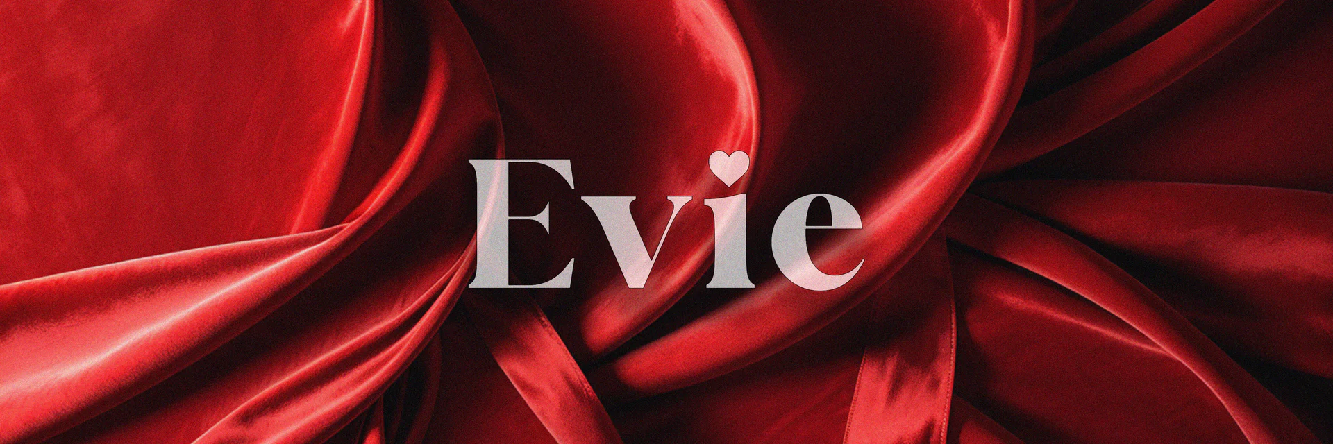 Evie Love profile banner