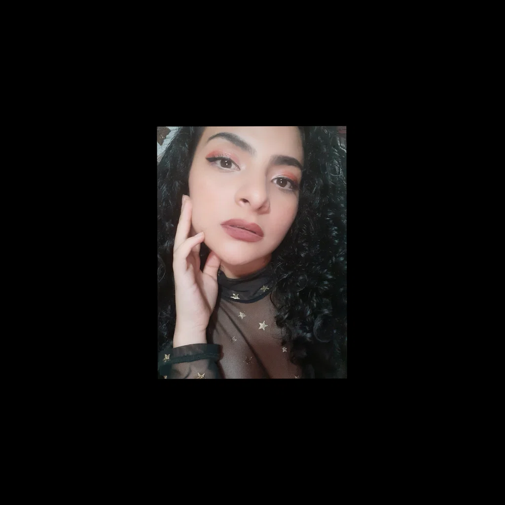 Elizabeth's avatar