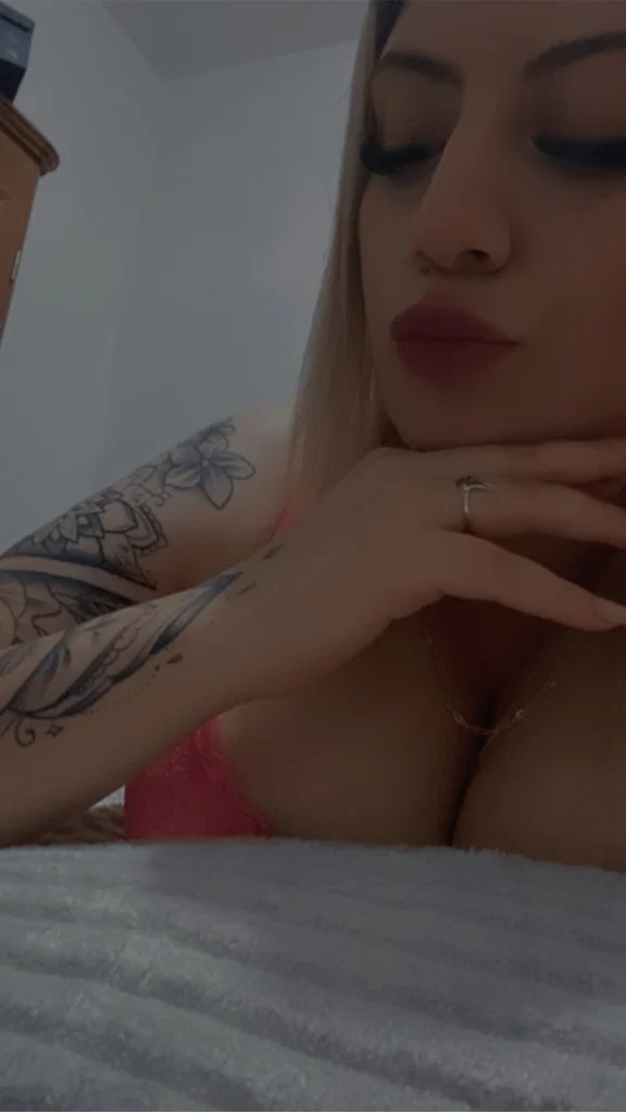 Latina hot
