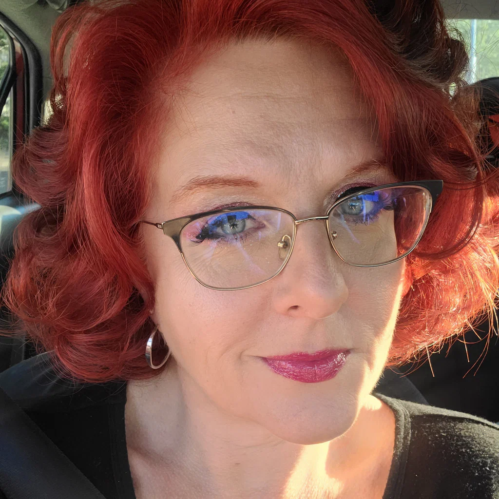 Mistygirlred's avatar