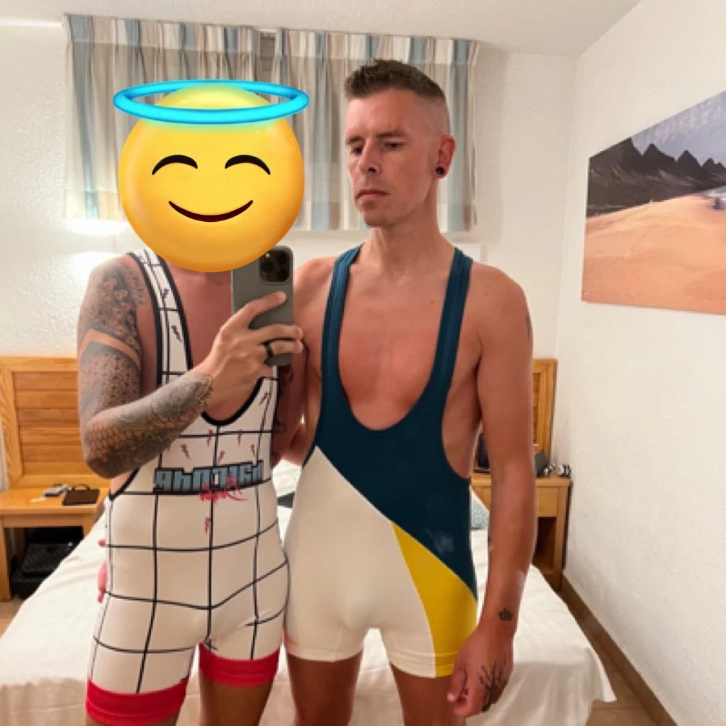 EssexCouple's avatar