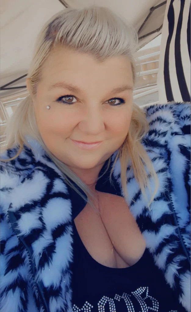 Big Booty Blond