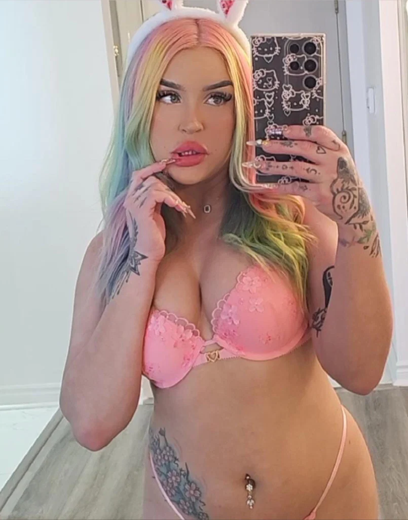 🌈𝓡𝓐𝓘𝓝𝓑𝓞𝓦🌈's avatar