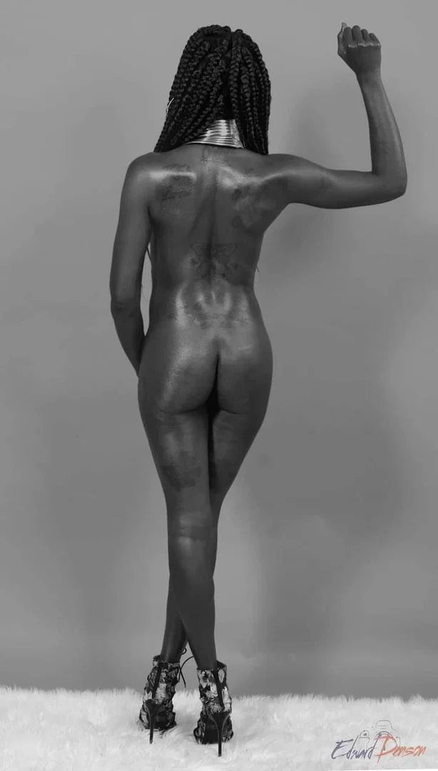 Model Chocolate Diamond profile banner