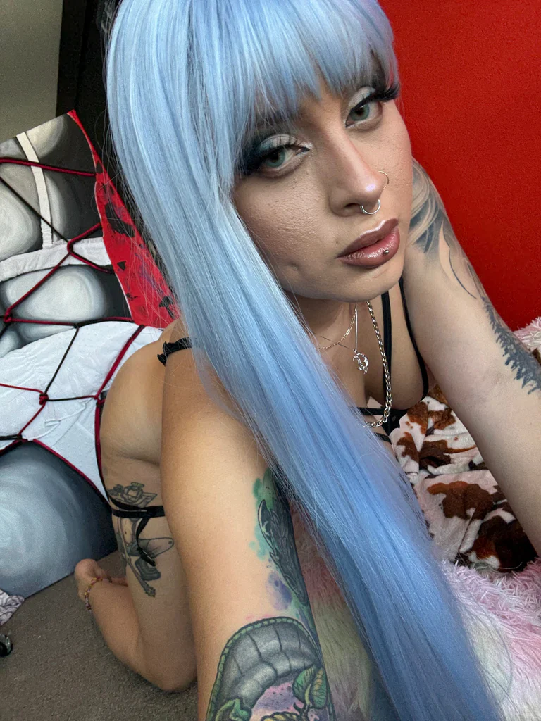 Ellezworld_'s avatar