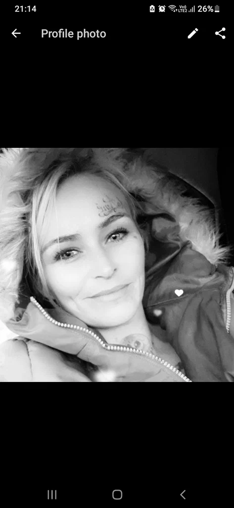 Yolandi Visagie's avatar