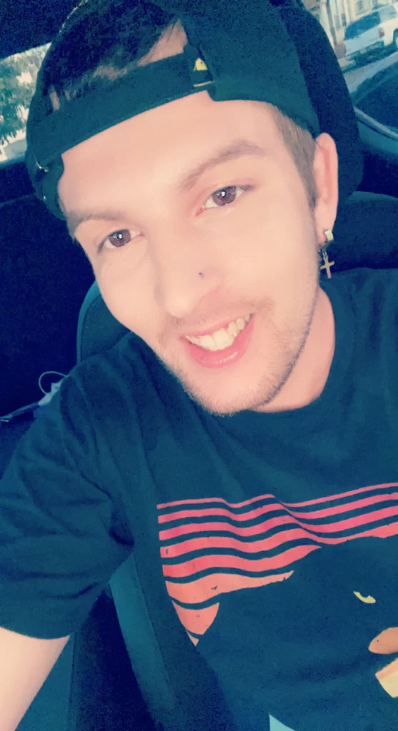 Dy-lan King's avatar