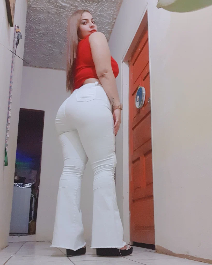 YAYA Latina