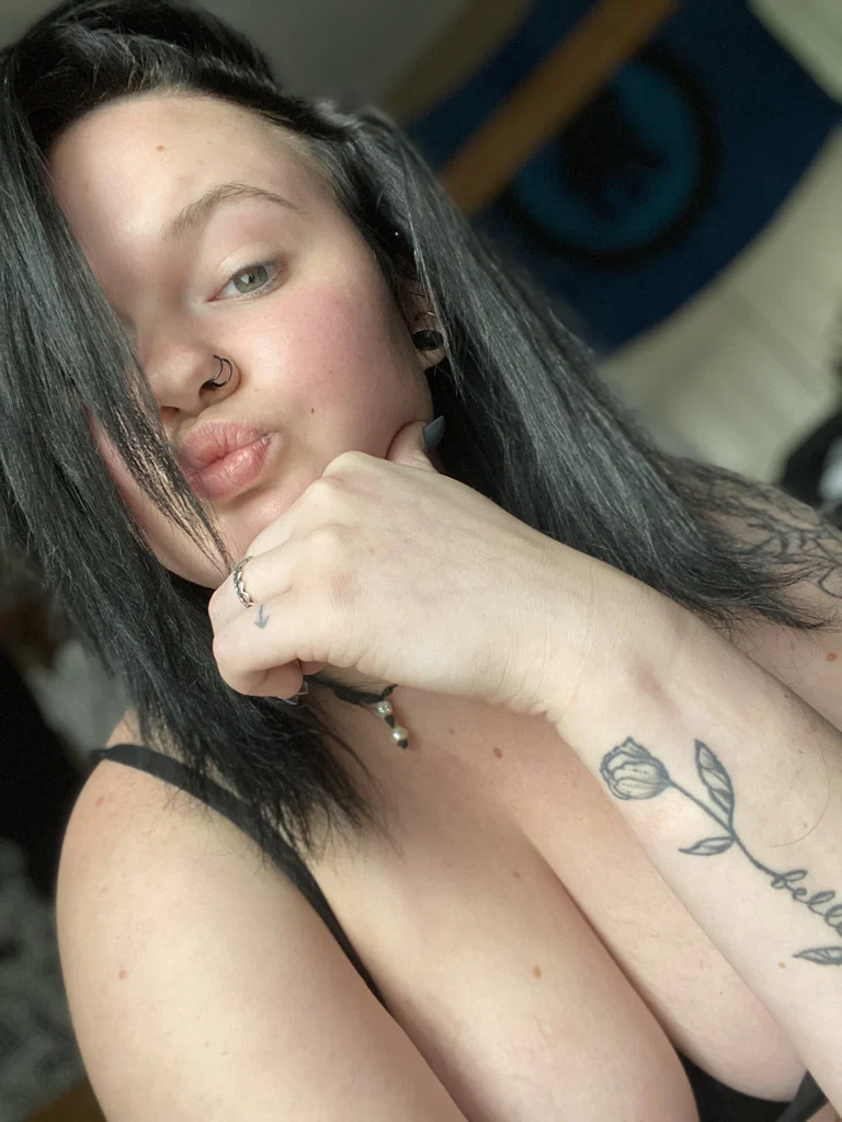 Kat Wild's avatar