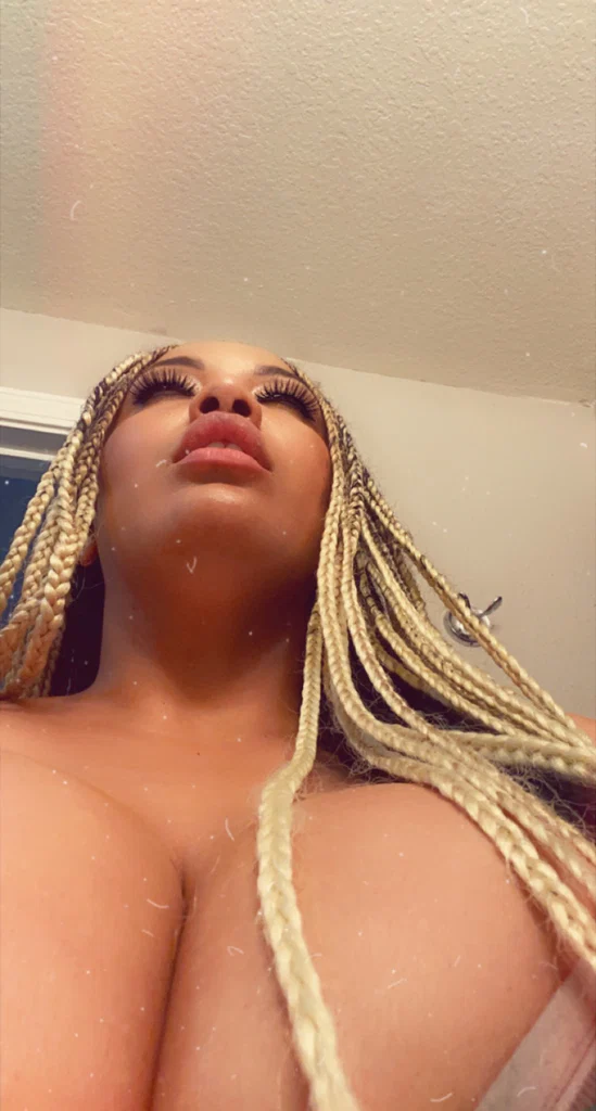 KarinaG Love's avatar