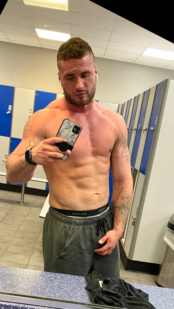 Ryan Richard's avatar