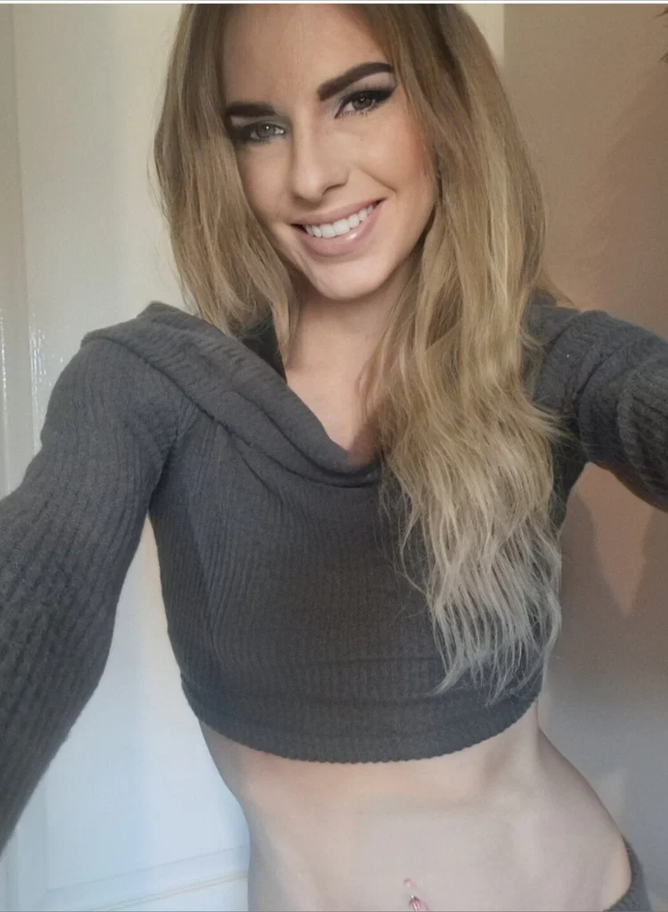 EnticingEllie