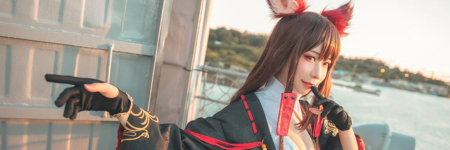 Mimi profile banner