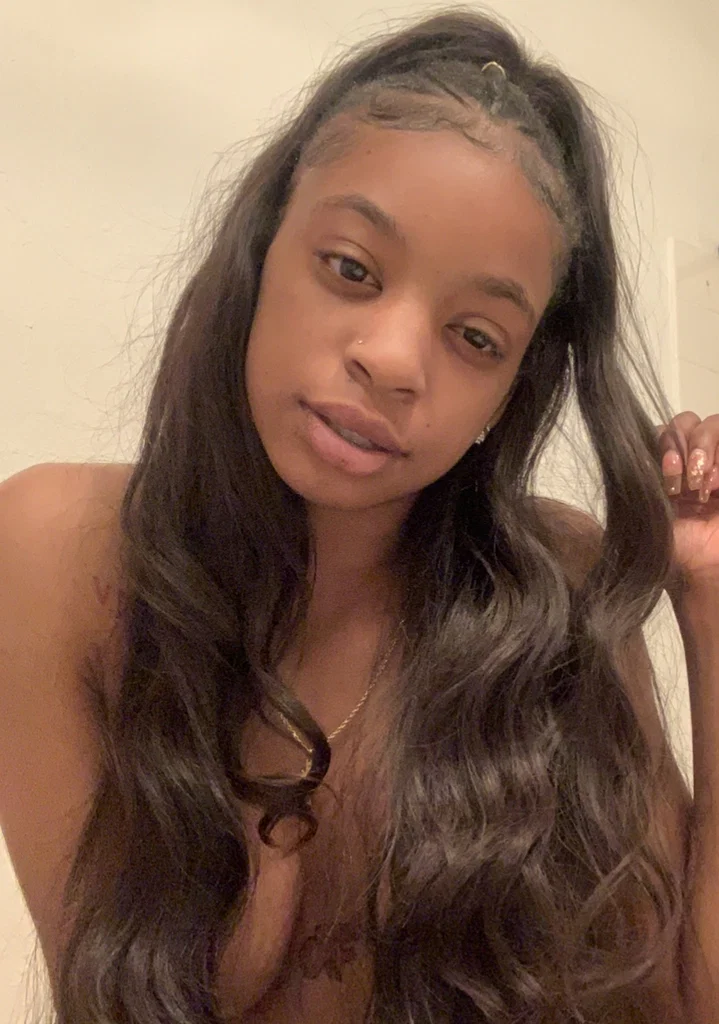Naomi (theCh0sen0ne)'s avatar