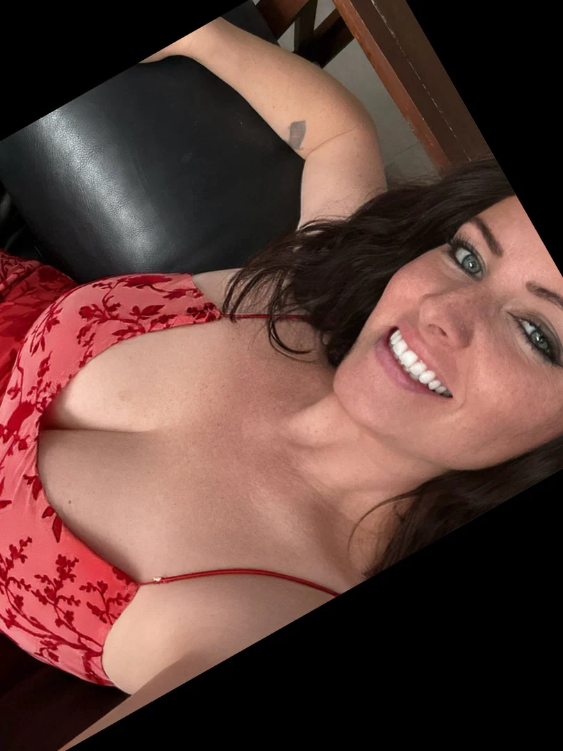 Miss Olivia Night profile banner