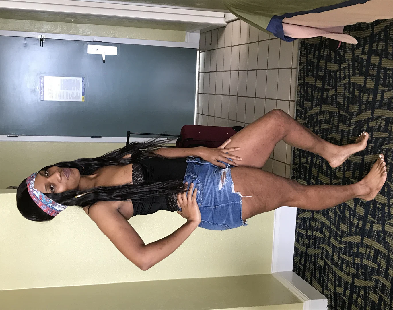 Unique🍑🦋 profile banner