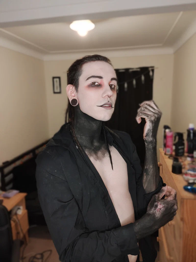 🦇 Sin.Weaver ⚰️