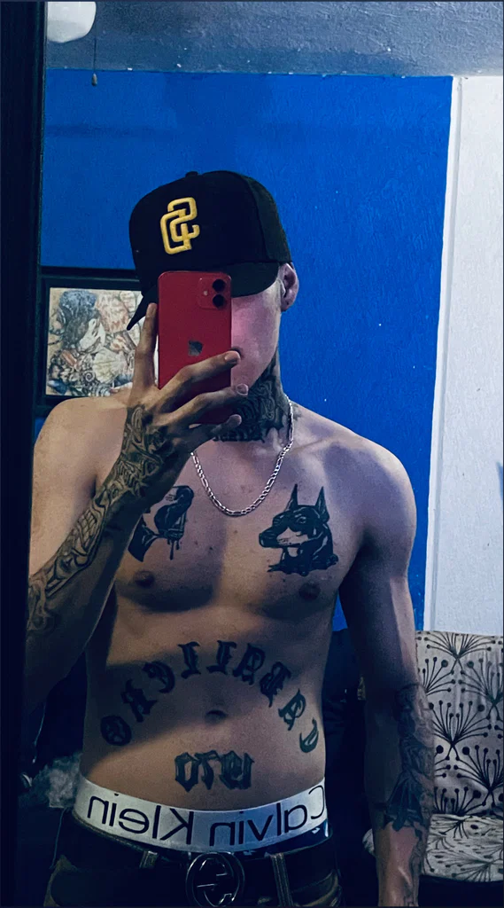 🎭MALDOLLERO🎭's avatar