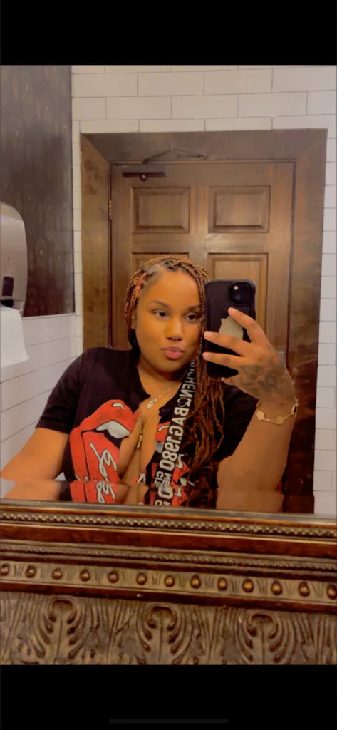 Angiec253's avatar