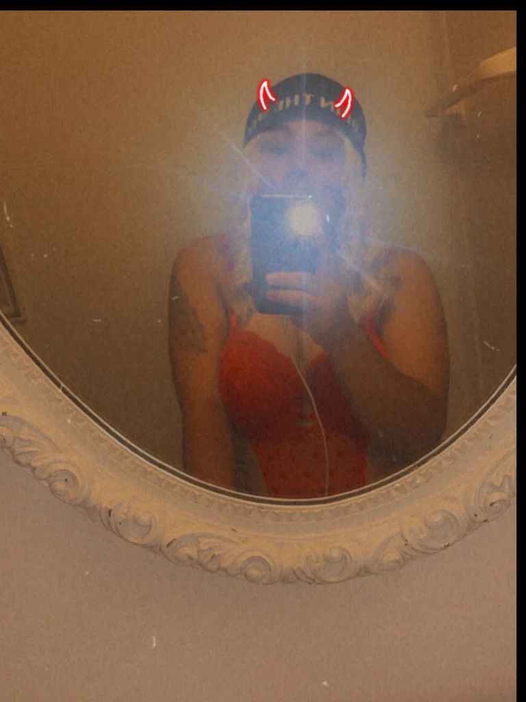 Karmen K's avatar