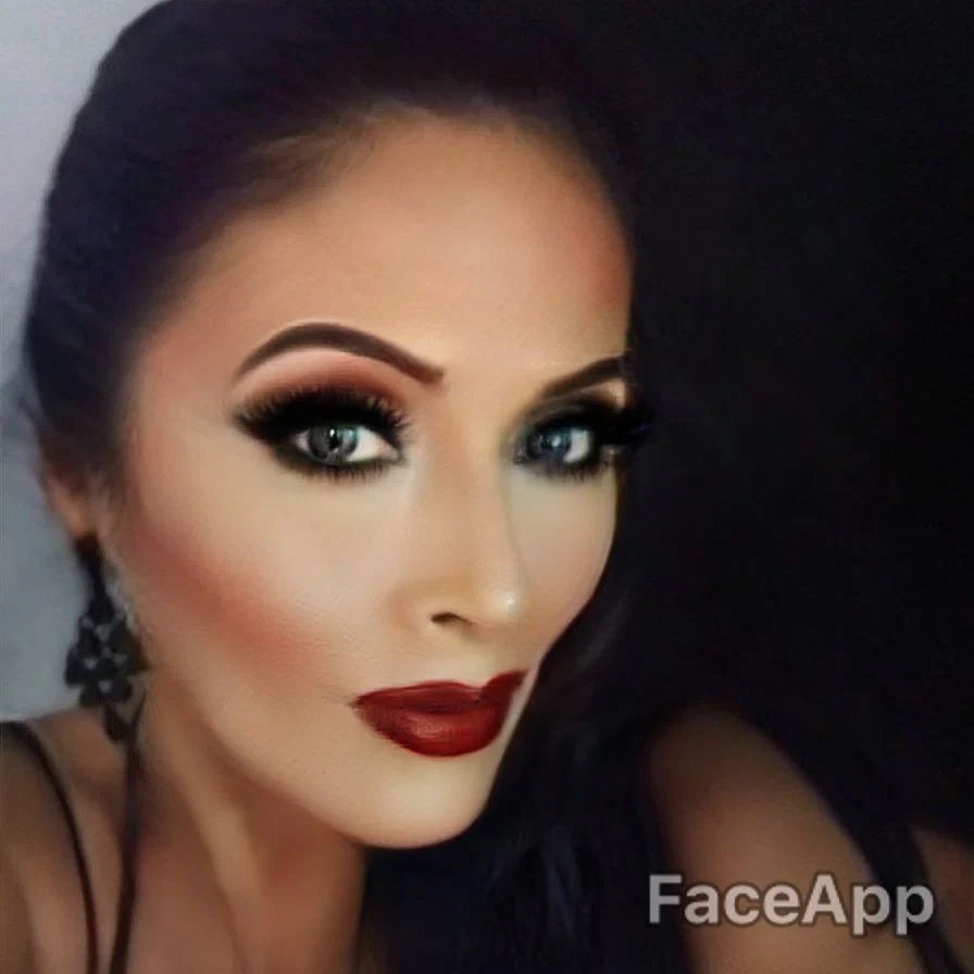 Lorena Zavala's avatar