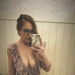 Shay shay's avatar