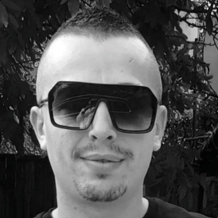 Silviu Zota profile banner